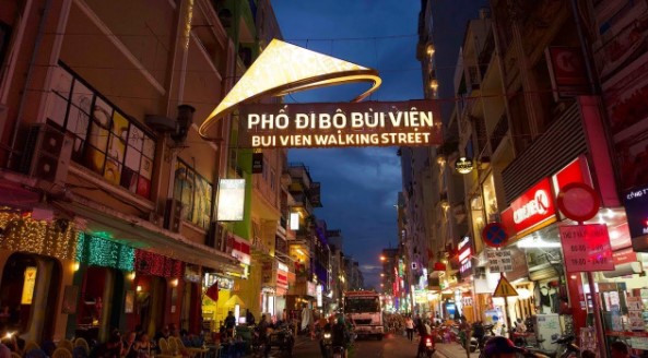 Khu phố vui chơi náo nhiệt tại lòng Sài Gòn - Ảnh: Sưu tầm