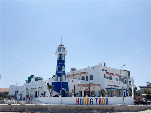 Nhà hàng Hoàng Thao Seaview - Nơi Check in Địa Trung Hải ngay tại Quy Nhơn