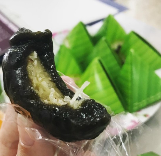 Bánh ít lá gai Bình Định