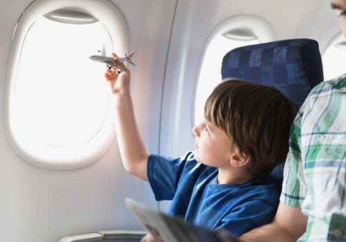 mẫu giấy ủy quyền cho trẻ em đi máy bay