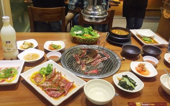 Những món ăn đậm chất Hàn Quốc luôn thu hút thực khách - Ảnh: Sưu tầm
